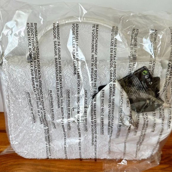 Minnie Mouse Bride Wedding Crossbody Purse - Picture 3 of 7